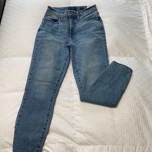 Lucky brand high rise crop jeans
